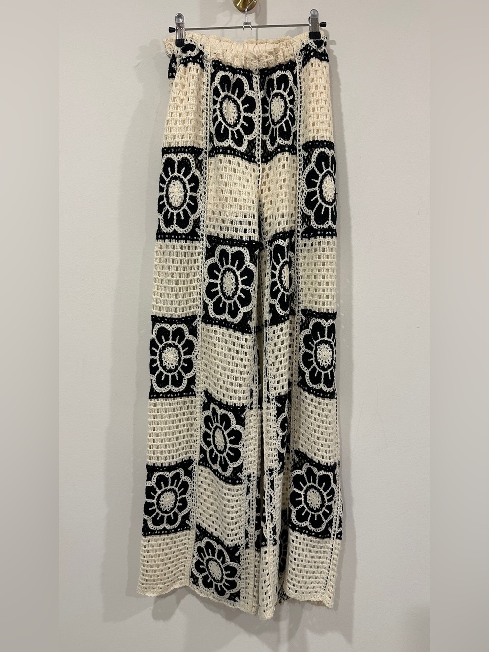 Lulumari Crochet Floral Wide Leg Pants | Size S - Picture 3 of 8
